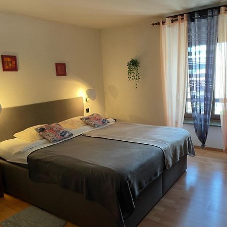 Hotel La Fontaine Saint-Imier Экстерьер фото