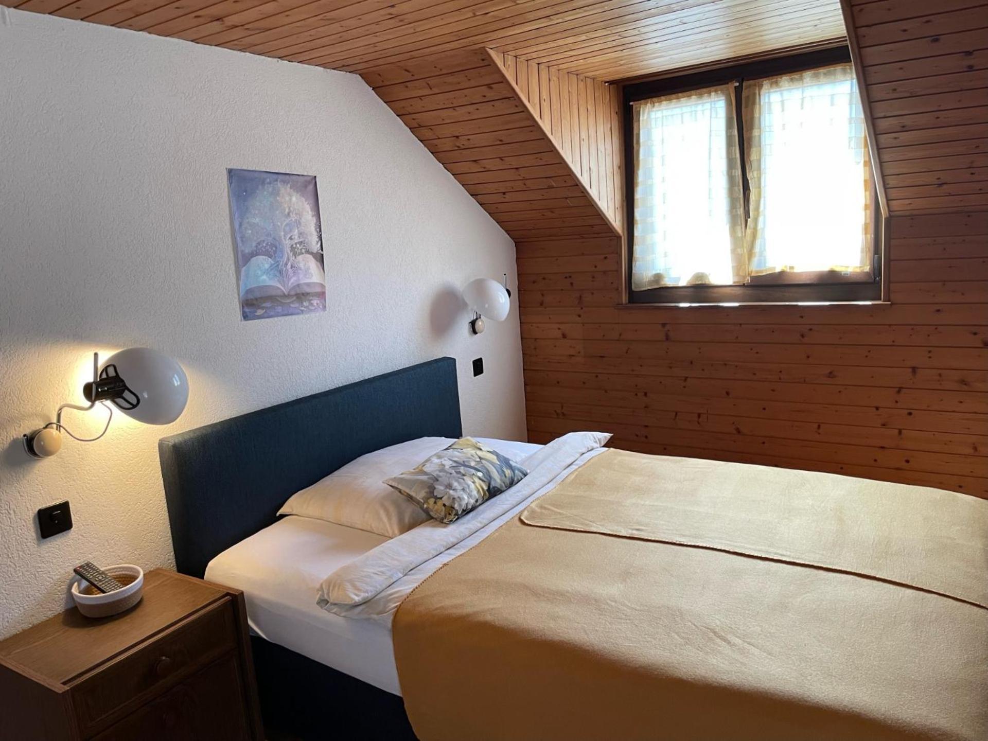 Hotel La Fontaine Saint-Imier Экстерьер фото